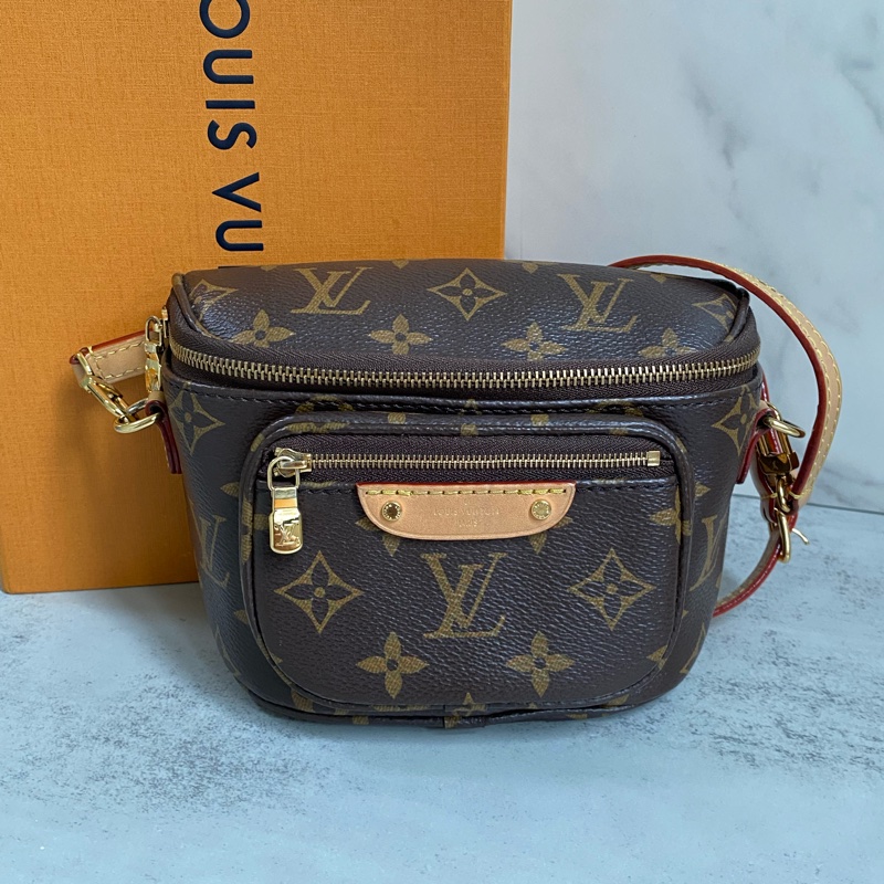LV Mini bumbag 經典系列Monogram 腰包 / 胸背包-0