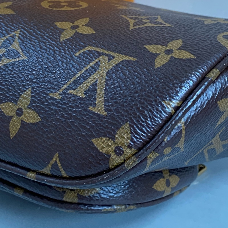 LV Mini bumbag 經典系列Monogram 腰包 / 胸背包-14