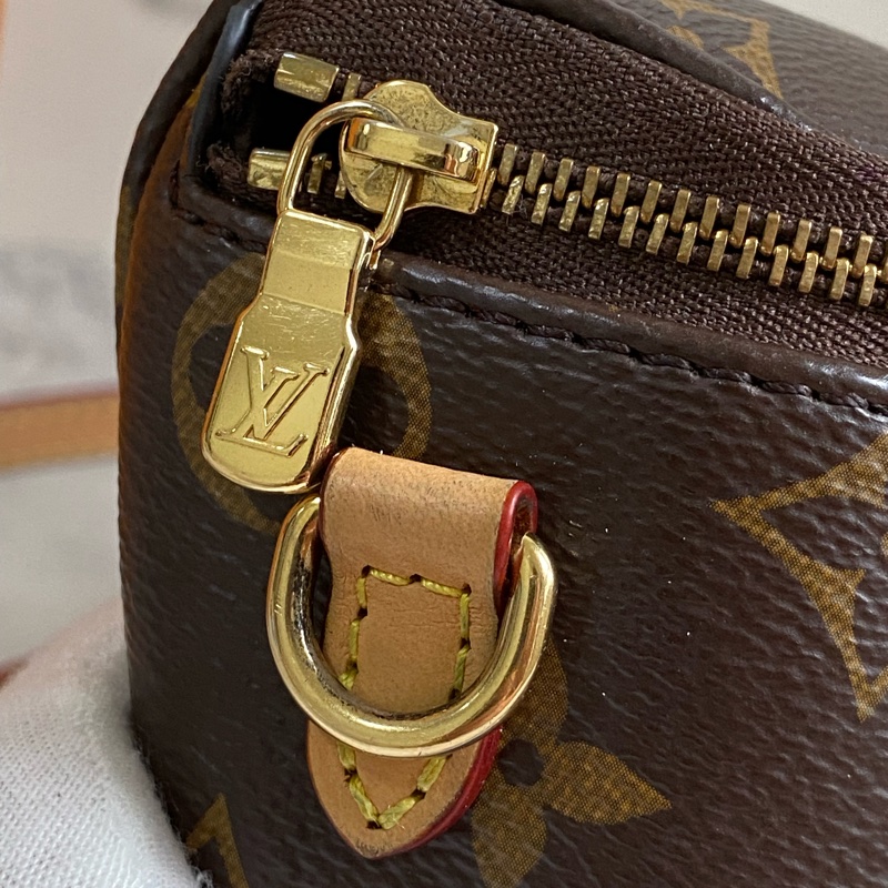 LV Mini bumbag 經典系列Monogram 腰包 / 胸背包-17