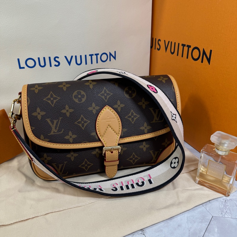 #LV #法棍包 M45985 #芯片款 #部分膠膜還在-9