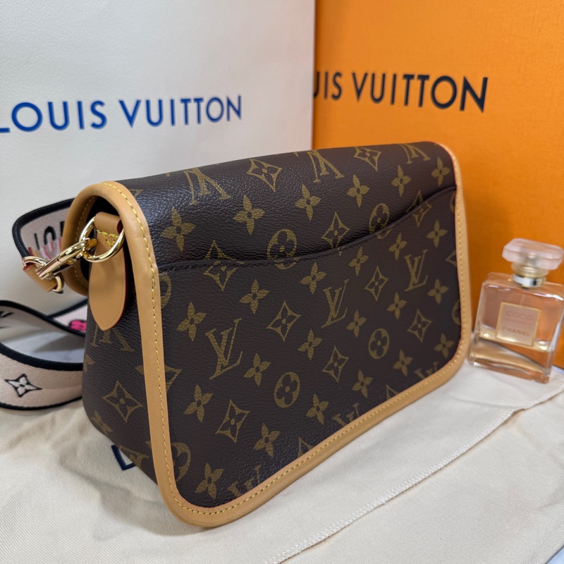 #LV #法棍包 M45985 #芯片款 #部分膠膜還在-14