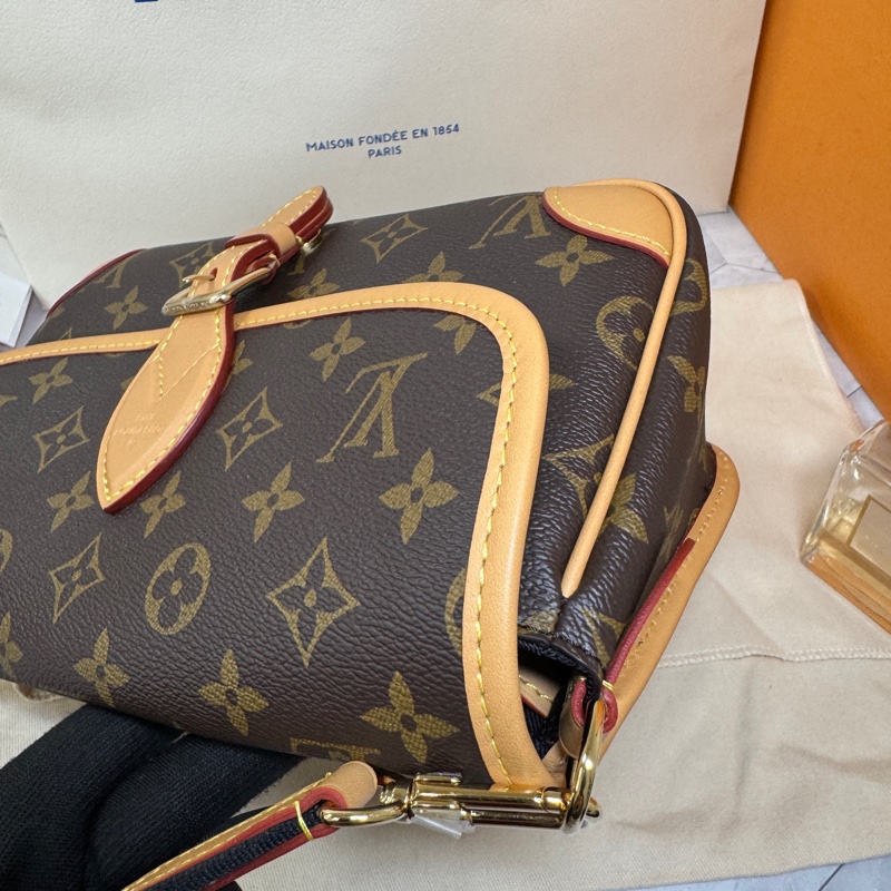 #LV #法棍包 M45985 #芯片款 #部分膠膜還在-24