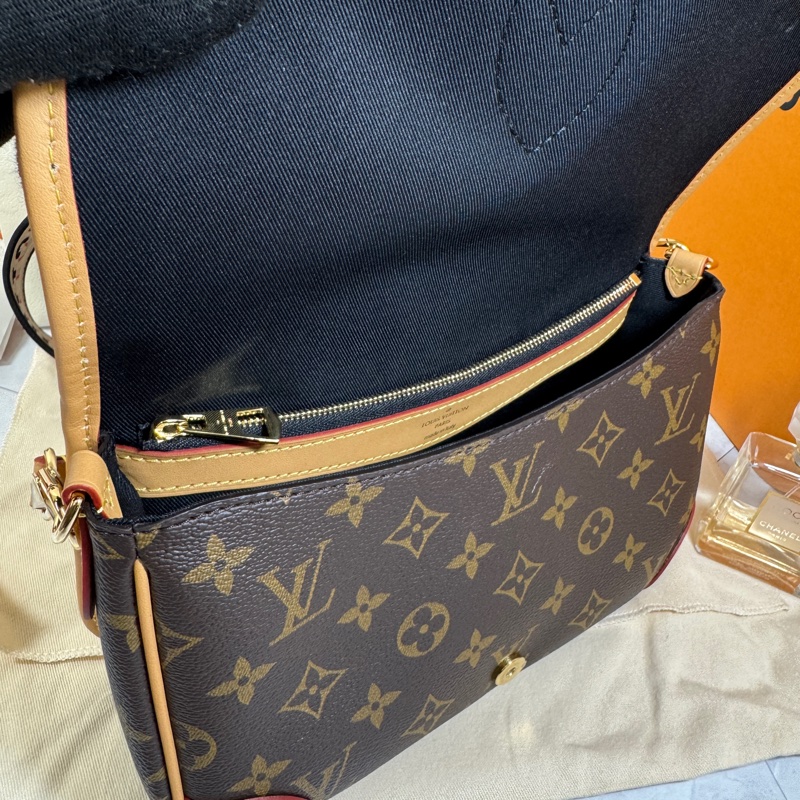 #LV #法棍包 M45985 #芯片款 #部分膠膜還在-27