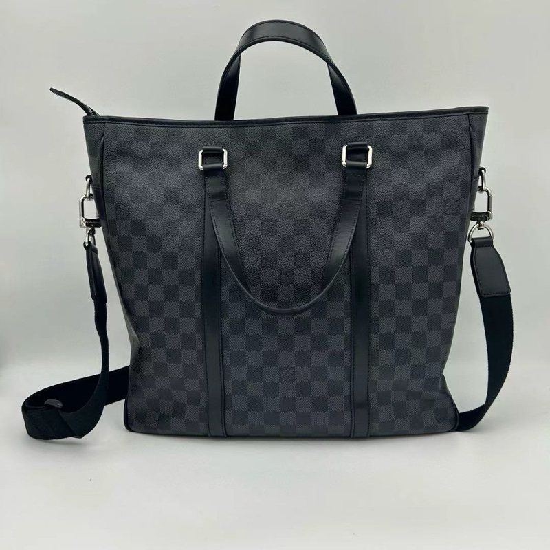 「JL精品代購」9新 louis vuitton 2way黑銀棋盤格男士斜背托特包-0