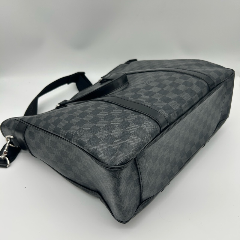 「JL精品代購」9新 louis vuitton 2way黑銀棋盤格男士斜背托特包-9