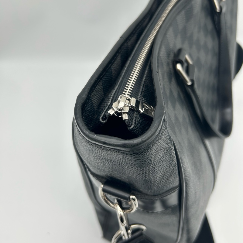 「JL精品代購」9新 louis vuitton 2way黑銀棋盤格男士斜背托特包-11