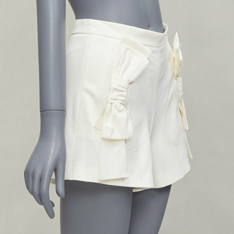 RED VALENTINO cream ribbon bow detail pockets wide shorts IT36 XXS-2