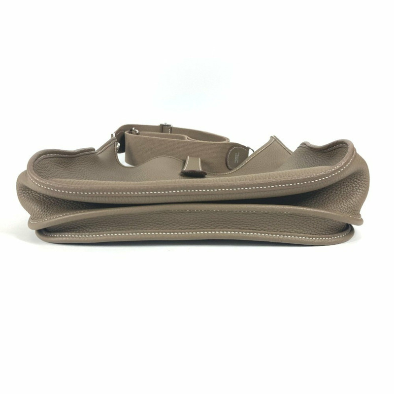 HERMES 愛馬仕 Evelyn 3 GM 包 H 穿孔標誌斜背包單肩包 Taurillon Clemence 男款女 Etoupe 米色-4