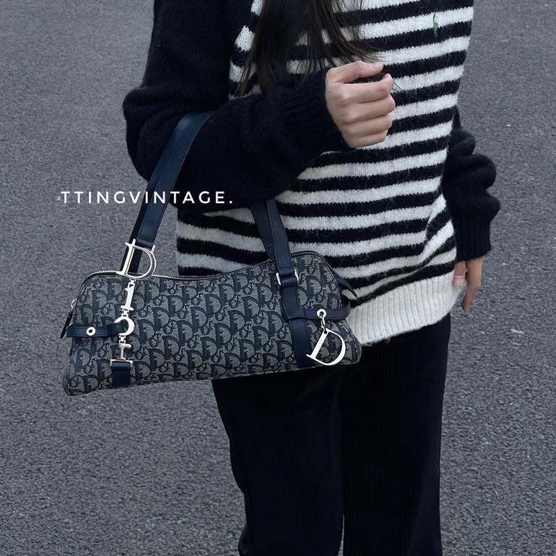 Dior 老花肩背包-1