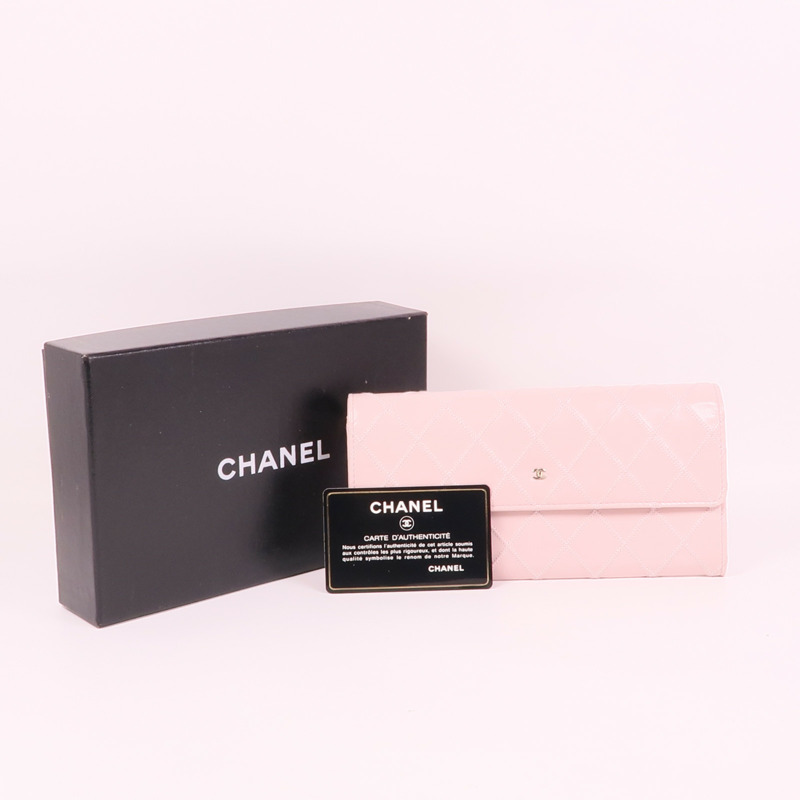 CHANEL 牛皮皮革Long Wallet銀扣長錢包-17