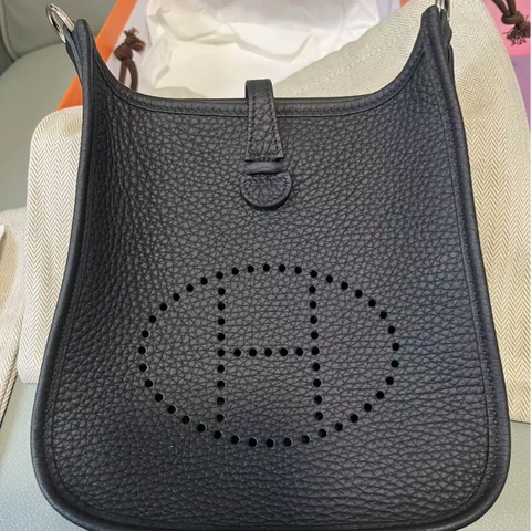 Hermes 伊芙琳mini 黑銀Togo皮黑銀B刻成色良好，