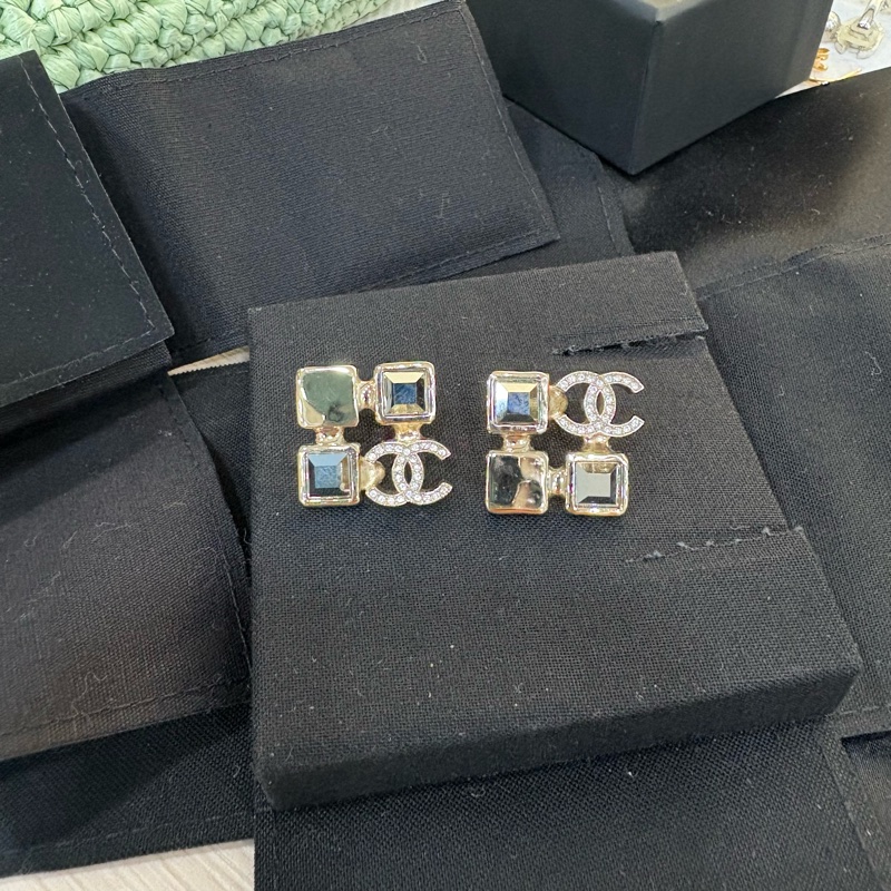 Chanel 立體方鑽方塊耳環 針式 2023年款式-1