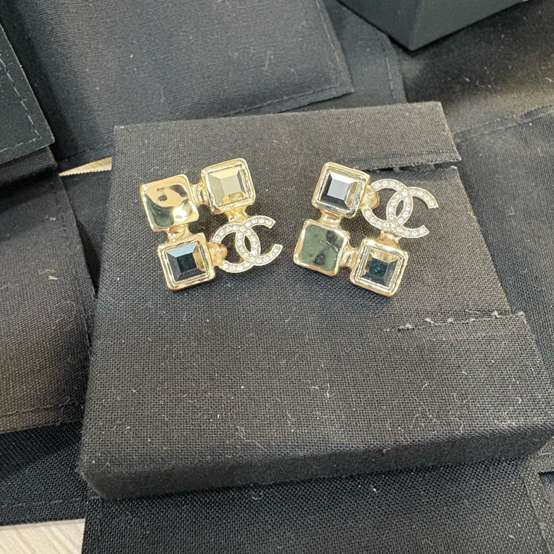 Chanel 立體方鑽方塊耳環 針式 2023年款式-2