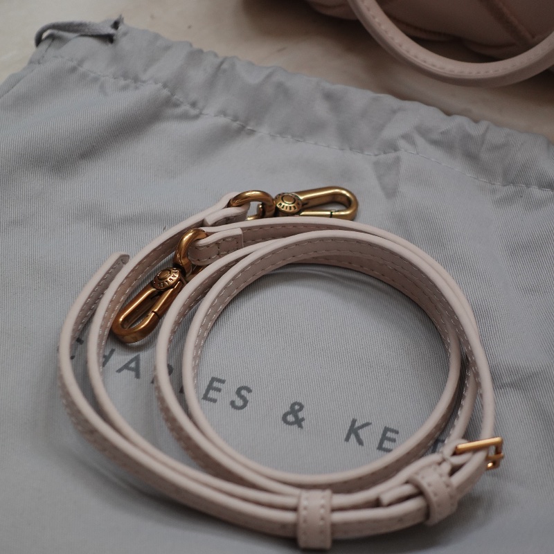 CHARLES & KEITH 菱格拼接手提包(可斜背)-9