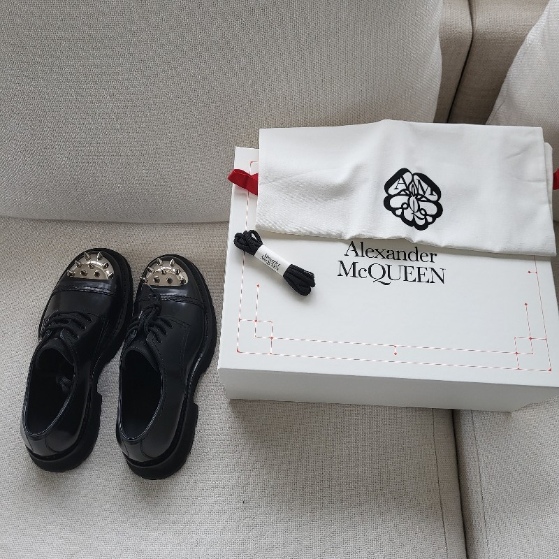 Alexander McQueen 龐克風銀色鍋釘男款皮鞋 40碼-6