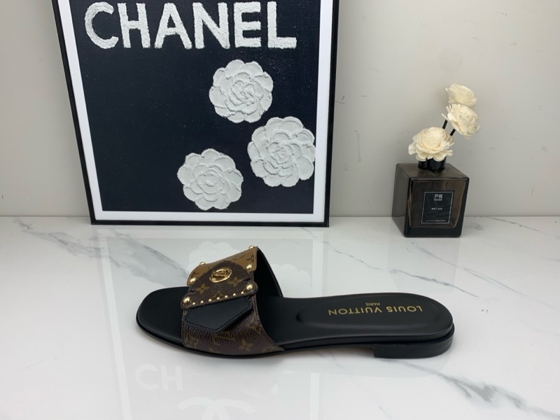 lv耀目飾釘一字拖鞋 38碼-3