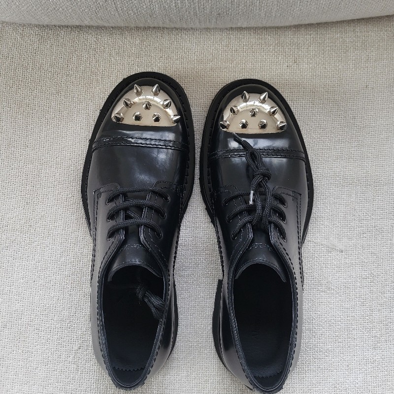 Alexander McQueen 龐克風銀色鍋釘男款皮鞋 43碼-6