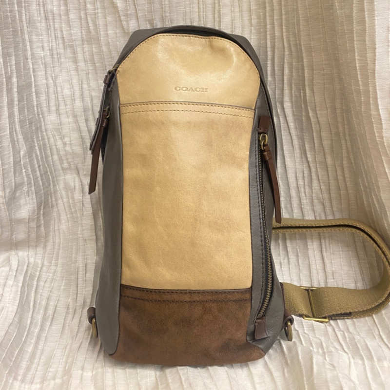 Coach 單肩背包🎒 全皮革 專櫃購入2萬多-0