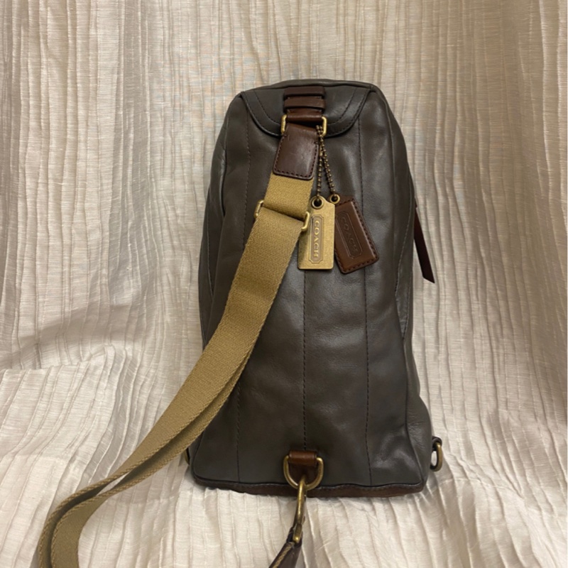 Coach 單肩背包🎒 全皮革 專櫃購入2萬多-1