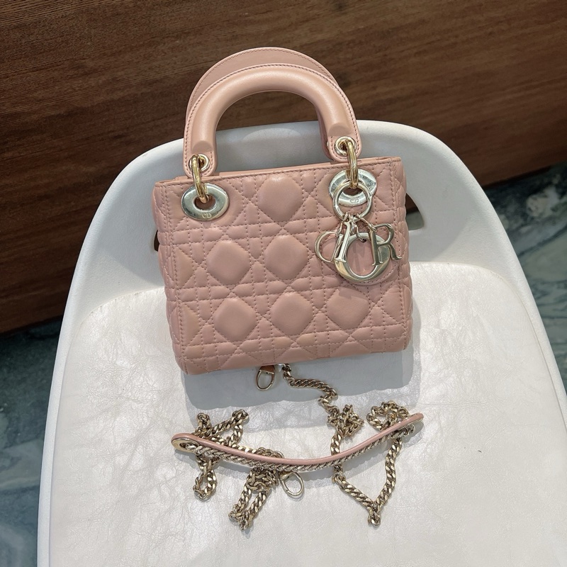 Lady Dior 藕粉色羊皮三格金扣mini-0