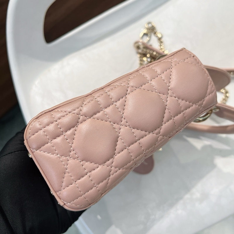 Lady Dior 藕粉色羊皮三格金扣mini-4