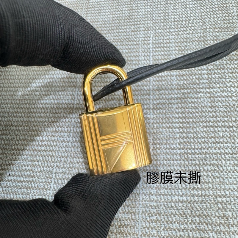 愛馬仕 Hermes Kelly25 黑金 Y刻 Epsom皮 外縫~-34