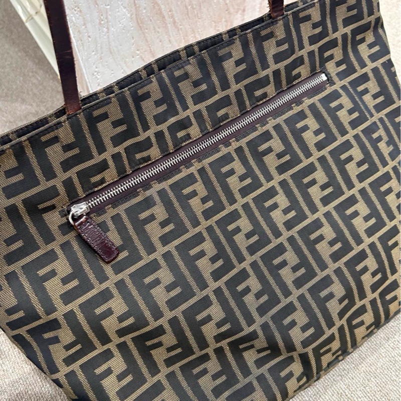Fendi 老花大Tote-2