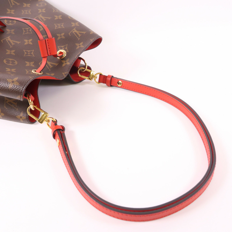 LOUIS VUITTON 【激減優惠】Monogram Neo Noe MM金扣肩背袋-5