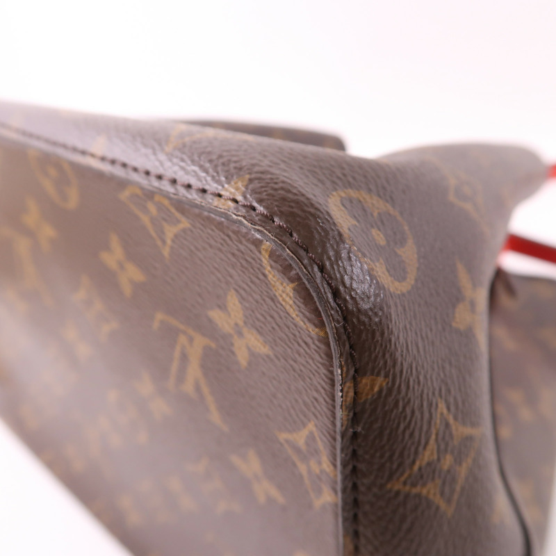 LOUIS VUITTON 【激減優惠】Monogram Neo Noe MM金扣肩背袋-10