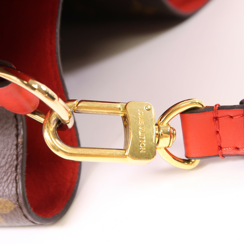 LOUIS VUITTON 【激減優惠】Monogram Neo Noe MM金扣肩背袋-16