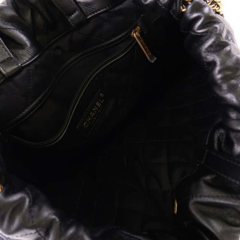 CHANEL 羊皮皮革C22 BackPack金扣鏈帶背包-4