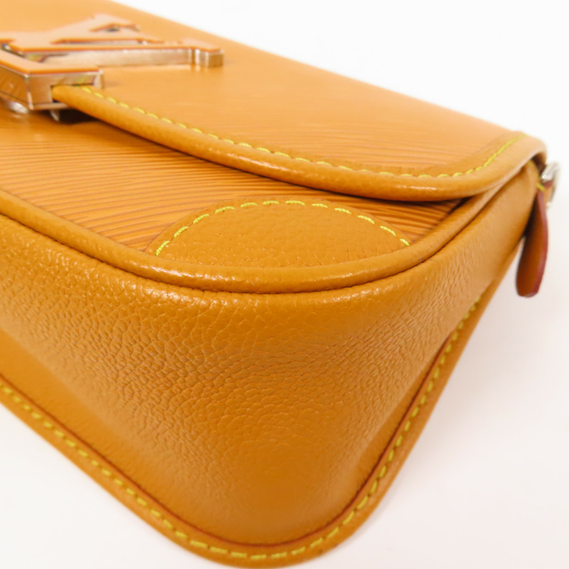 LOUIS VUITTON Epi Buci銀扣肩背袋-7