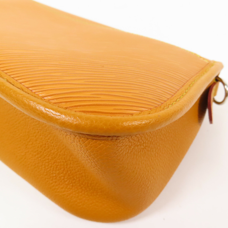 LOUIS VUITTON Epi Buci銀扣肩背袋-9