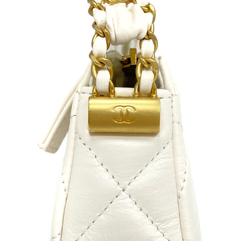 △ Chanel 香奈兒 Hobo White Calfskin Gold Tone Metal Chain Shoulder Bag AS4422 白色小牛皮金色金屬鏈條肩背袋 AS4422 -257009469-5