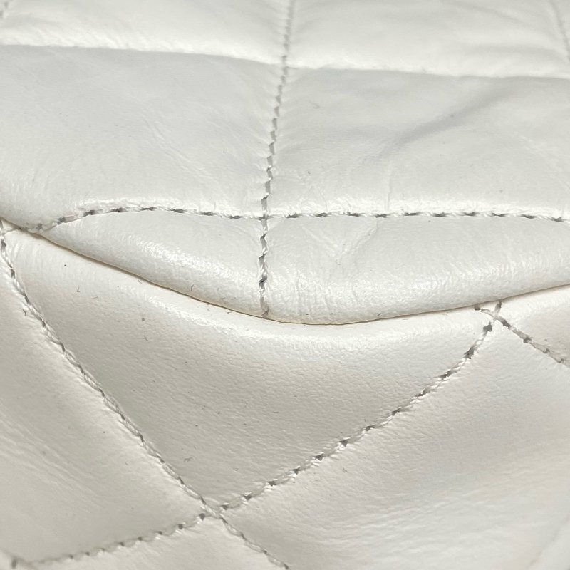 △ Chanel 香奈兒 Hobo White Calfskin Gold Tone Metal Chain Shoulder Bag AS4422 白色小牛皮金色金屬鏈條肩背袋 AS4422 -257009469-12