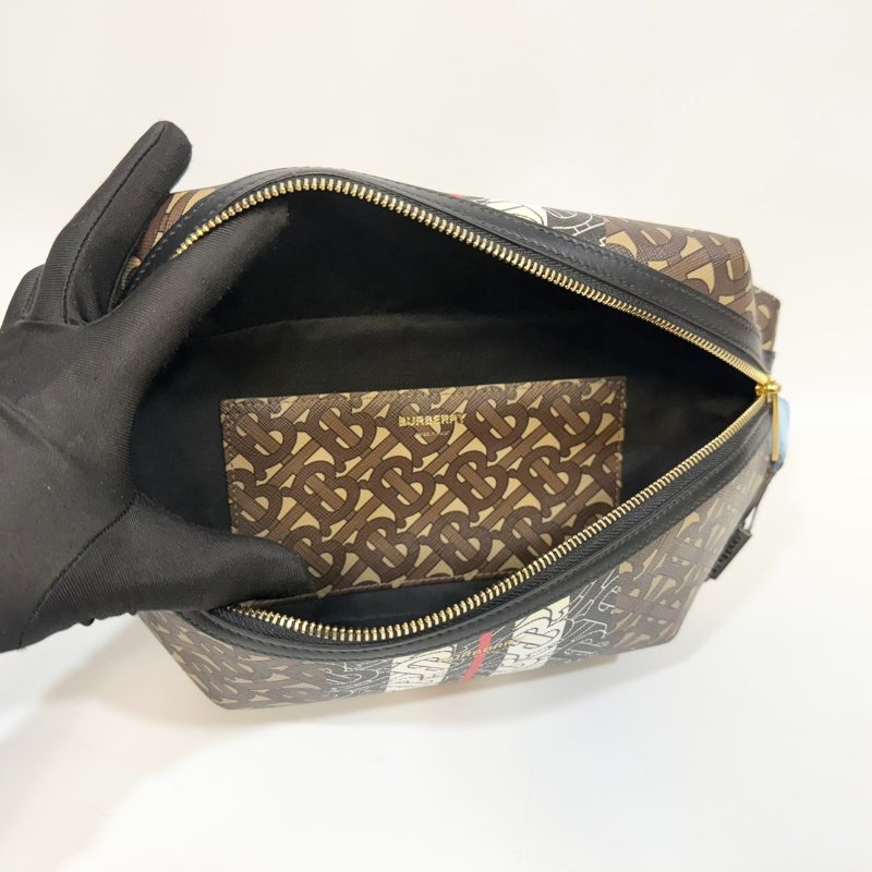 BURBERRY白黑棕金釦TB老花中號腰包8017212-3