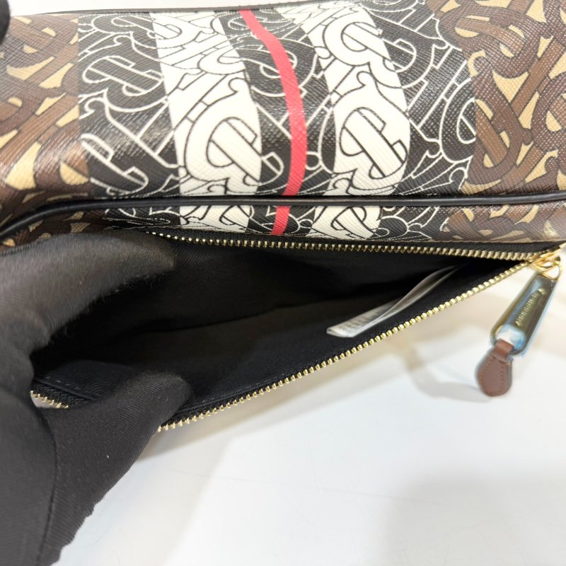 BURBERRY白黑棕金釦TB老花中號腰包8017212-10