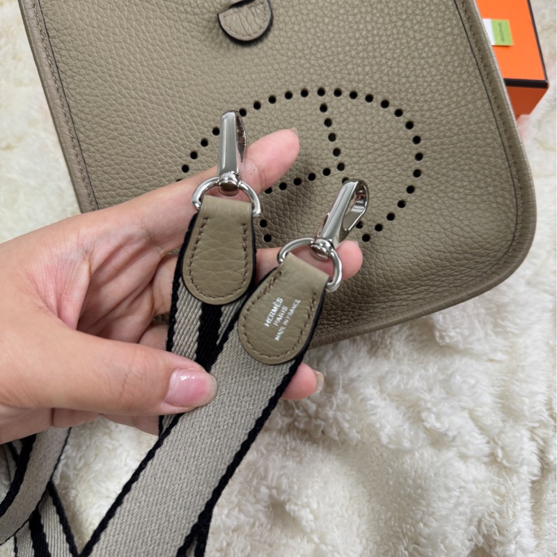 【現貨，】Mini Evelyn full set 有盒有防塵袋-10