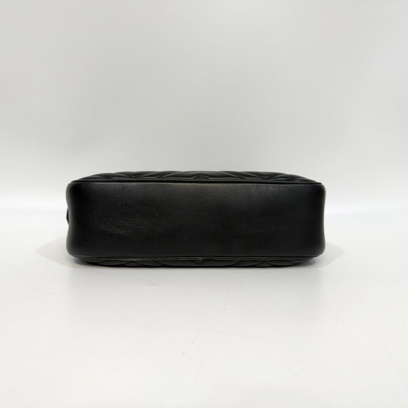 GUCCI黑金牛皮馬夢24CM相機包447632-6