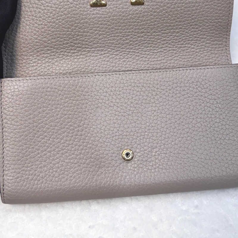 LouisVuitton路易威登LV卵石色Taurillon牛皮Capucines下蓋長夾金釦錢包M61249-16