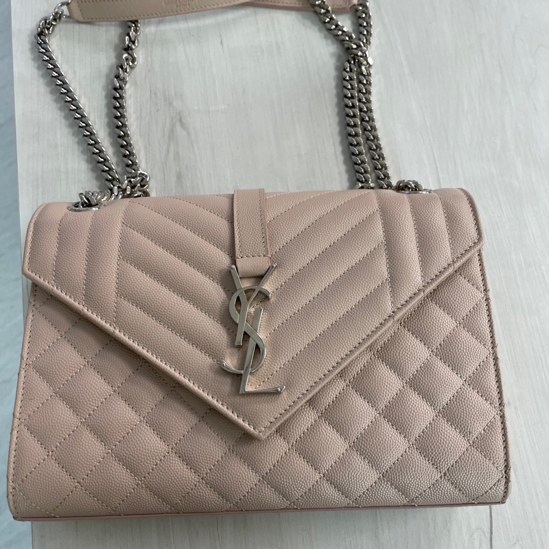 YSL 聖羅蘭 粉米 Envelope魚子醬牛皮信封包-2