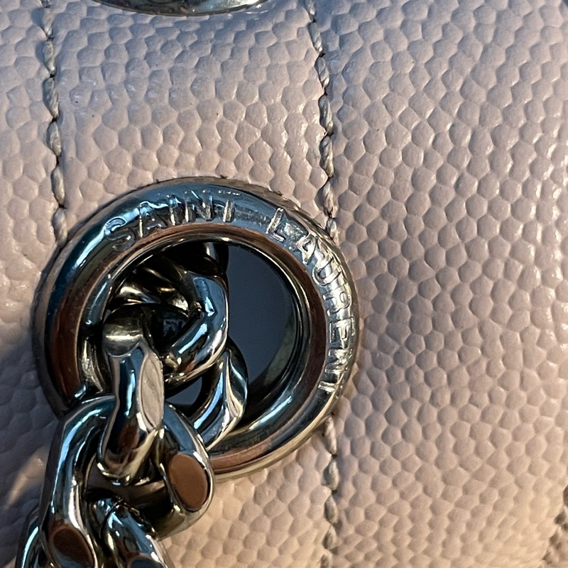 YSL 聖羅蘭 粉米 Envelope魚子醬牛皮信封包-18