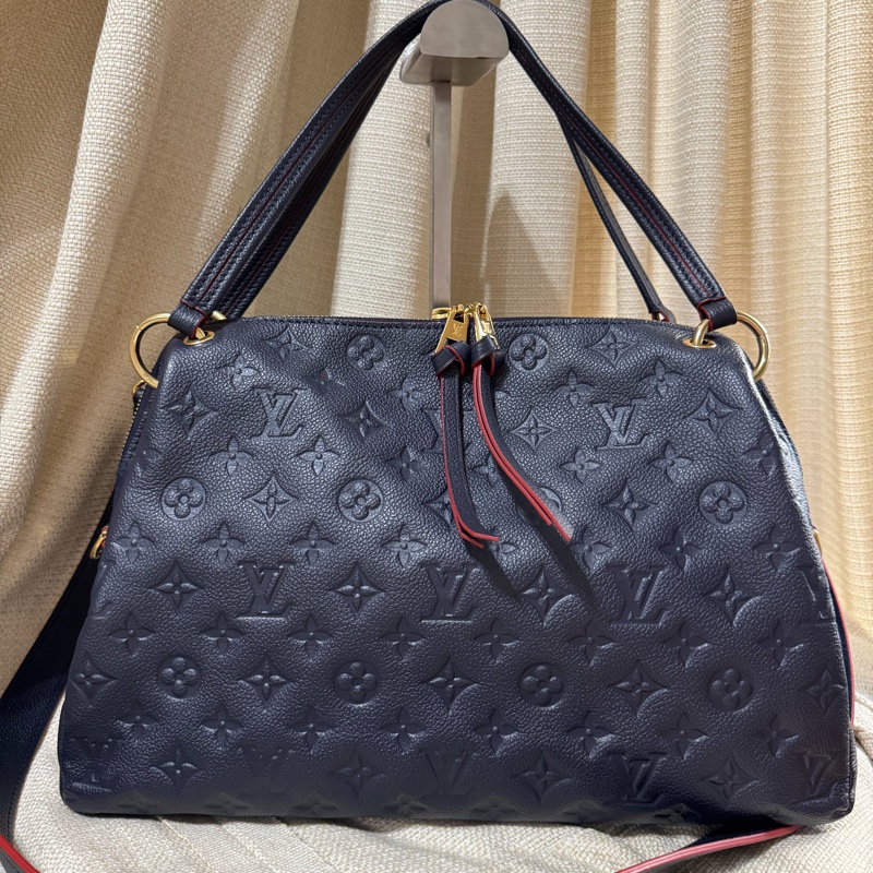 小巴黎二手名牌真品Lv 壓紋Logo 真皮 海軍藍 肩背 斜背 多用 有背帶-8