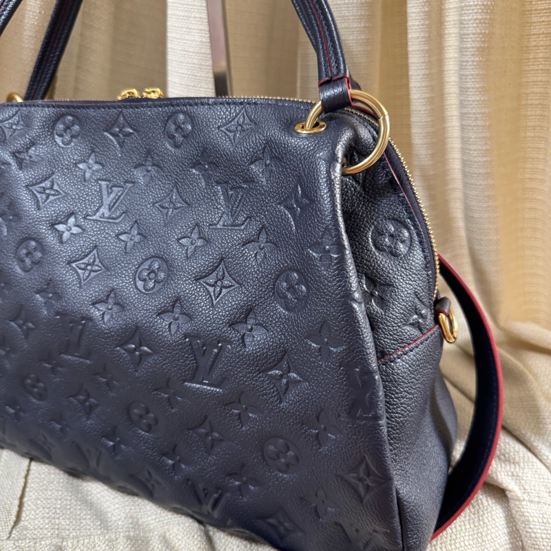 小巴黎二手名牌真品Lv 壓紋Logo 真皮 海軍藍 肩背 斜背 多用 有背帶-9