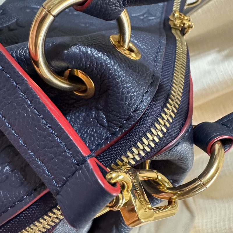 小巴黎二手名牌真品Lv 壓紋Logo 真皮 海軍藍 肩背 斜背 多用 有背帶-26