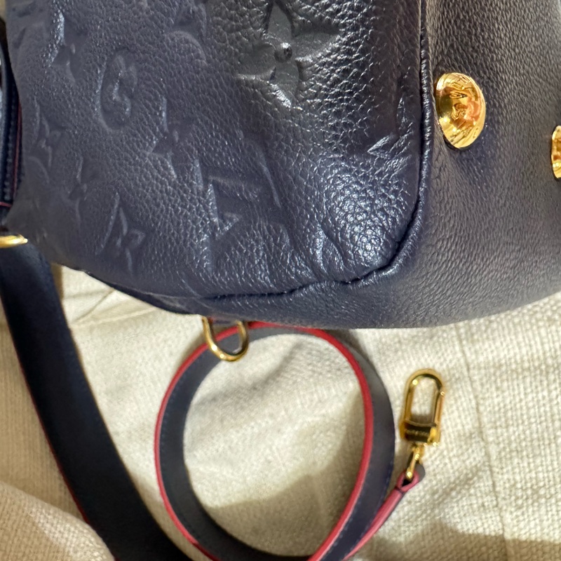 小巴黎二手名牌真品Lv 壓紋Logo 真皮 海軍藍 肩背 斜背 多用 有背帶-27