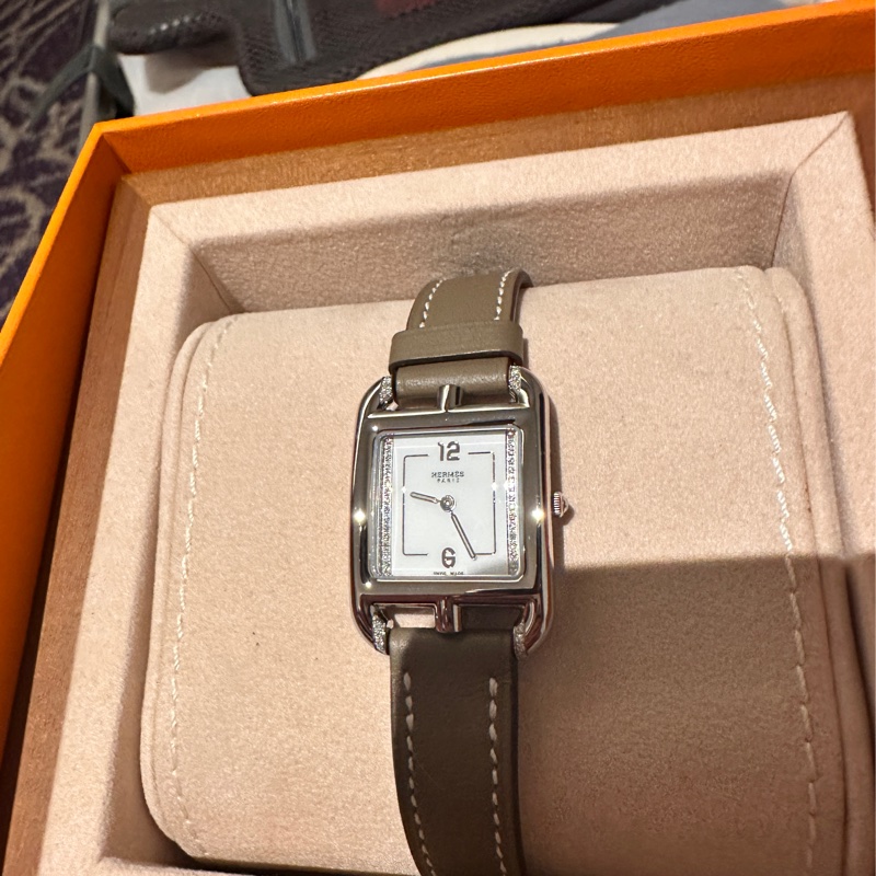 Hermès Cape Cod 鑲鑽女錶 CC1.331-12
