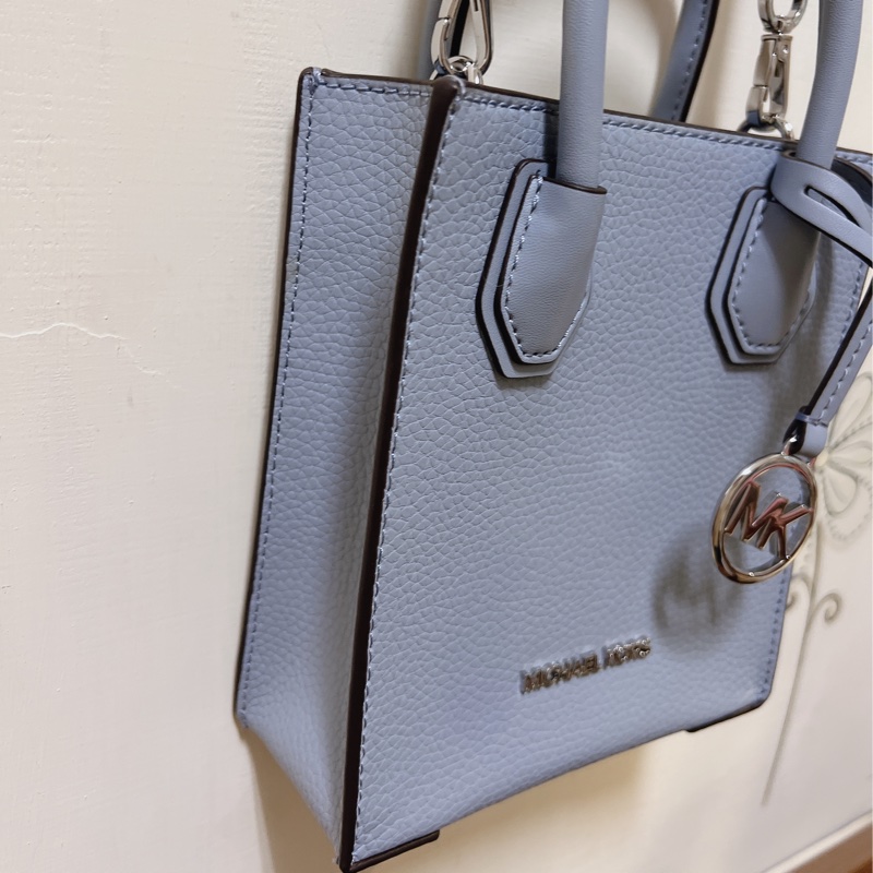 MICHAEL KORS MK MERCER 荔枝皮琴譜包 天空藍-4