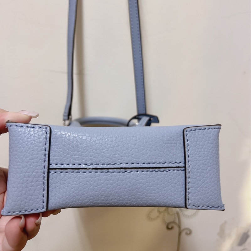 MICHAEL KORS MK MERCER 荔枝皮琴譜包 天空藍-11