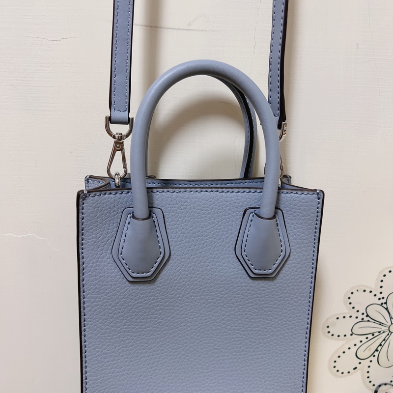 MICHAEL KORS MK MERCER 荔枝皮琴譜包 天空藍-17